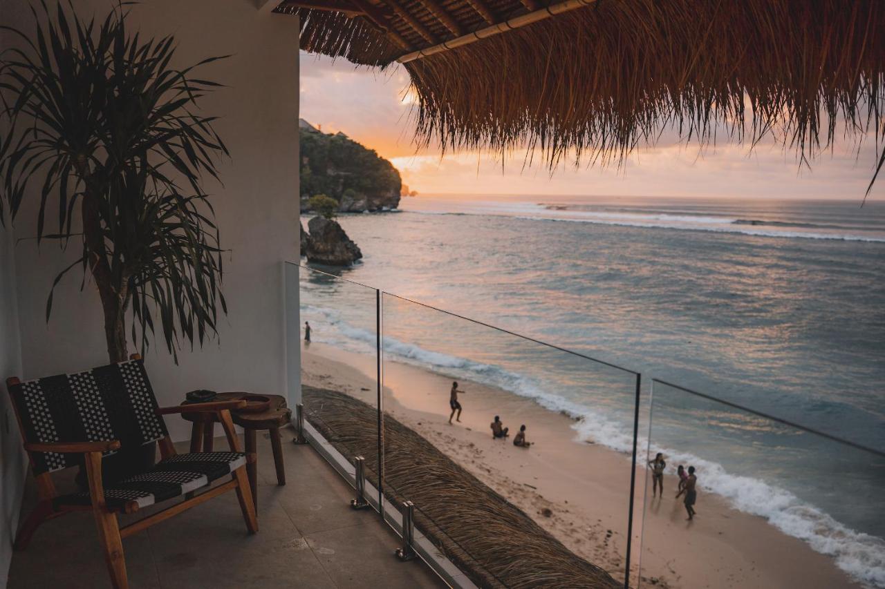 Uluwatu Legends Beachfront Resort מראה חיצוני תמונה