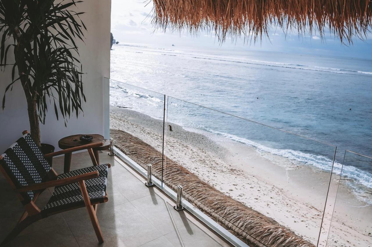 Uluwatu Legends Beachfront Resort מראה חיצוני תמונה