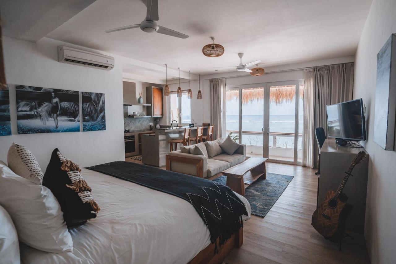 Uluwatu Legends Beachfront Resort מראה חיצוני תמונה